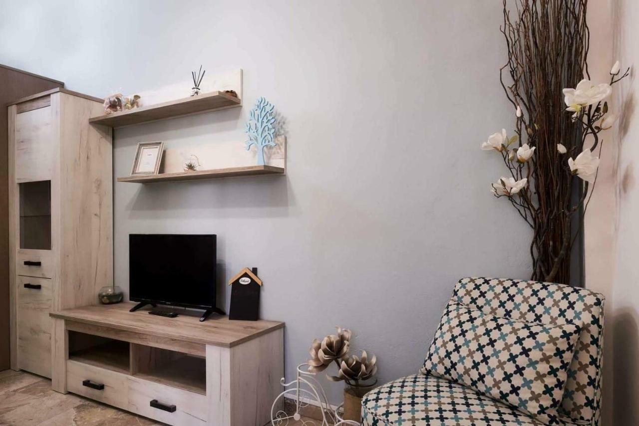 Kalyves Maisonette Bougainvillea Bagian luar foto